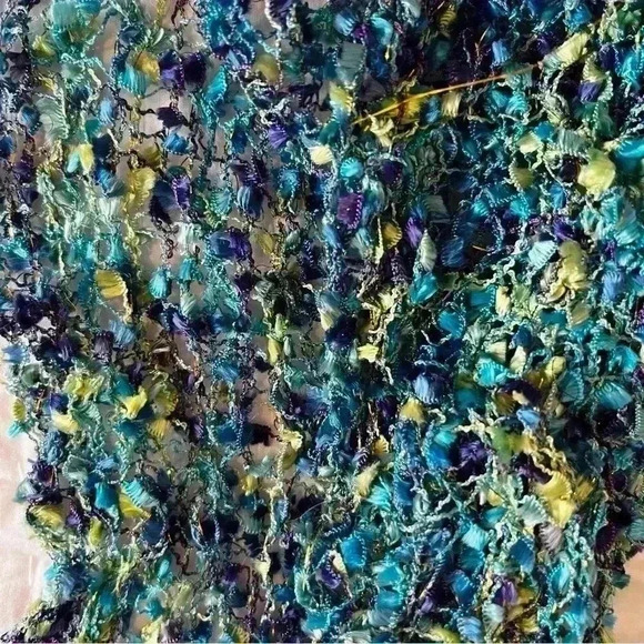 Beautiful knit neck wrap - Picture 2 of 2